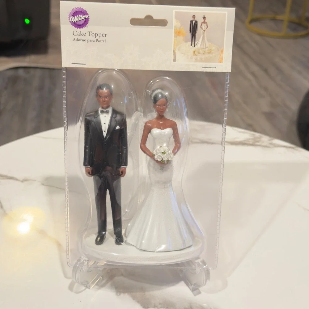 Wilton African American Wedding Cake Topper Bride and Groom Figurine 115-1083